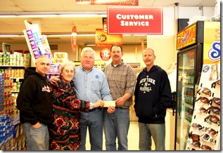 Photo_1_-_Food_Pantry_Donation_Photo_032611