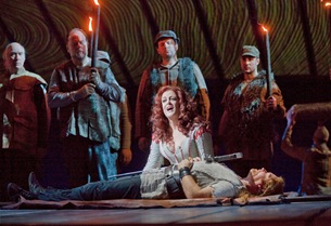 Deborah Voigt as Brünnhilde and Jay Hunter Morris as Siegfried