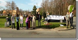 99_Spring_Tax_day_event_014all_thumb