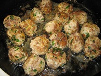 Sizzling meat fritters