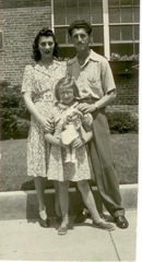 Ronnie with Mom and Dad 001