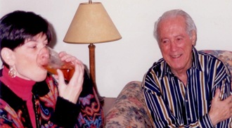 Wendy&Dad,Thanksgiving1997001