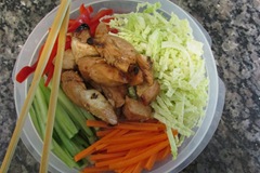 Vietnamese glass noodle salad with chicken to travel_reduced image